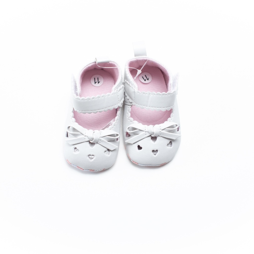 White Mary Jane Baby Girl Shoes with Bow
